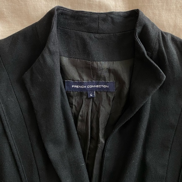 French Connection Cropped Black Blazer - Picture 4 of 9